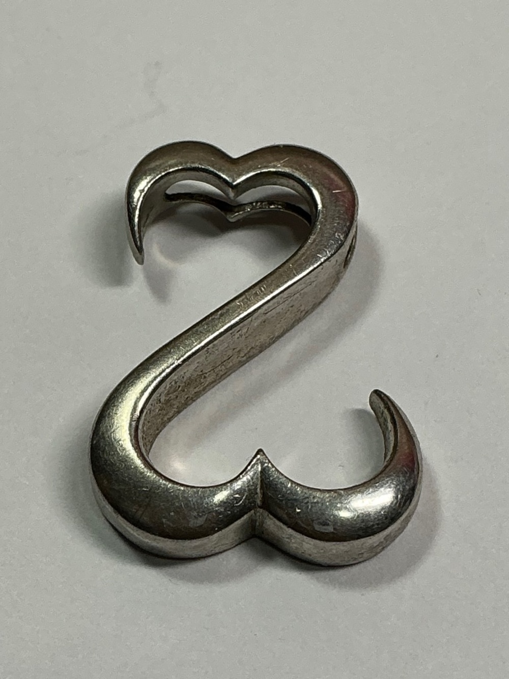 Sterling Silver Open Hearts Pendant. 1 inch long